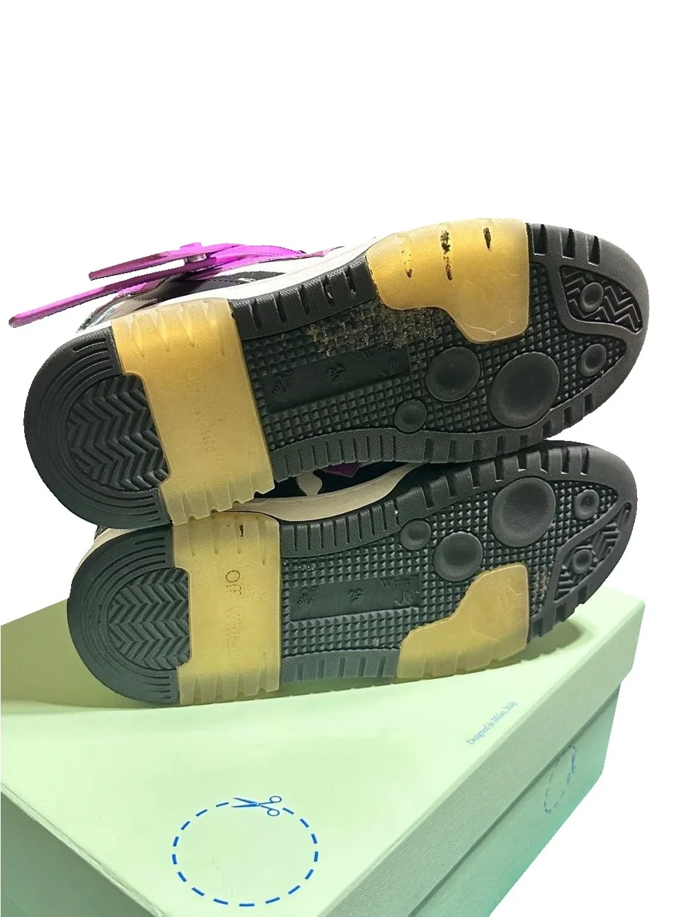 Off-White Zebra Print Out Of Office Low-Top Sneakers Multi Womens